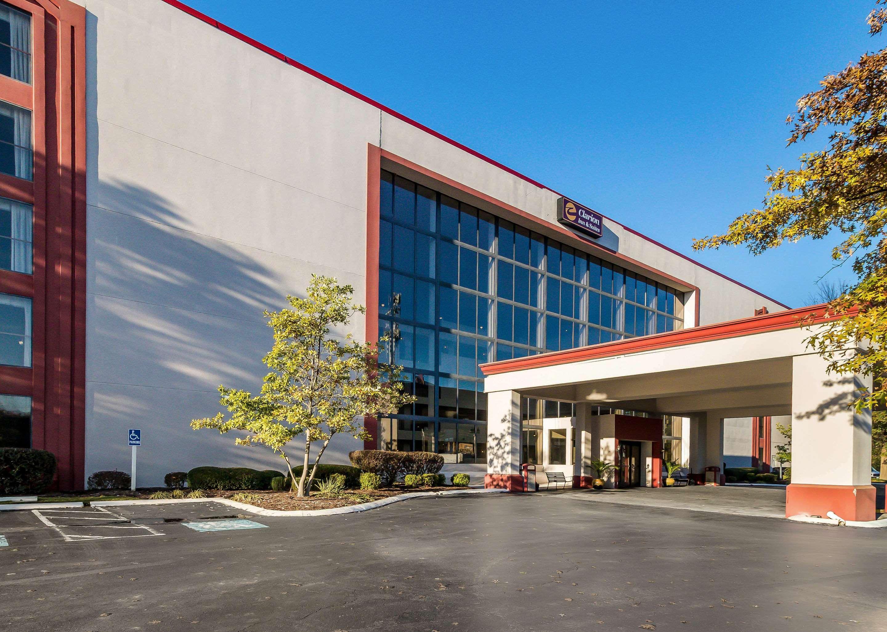 Clarion Hotel Jackson Northwest Exteriör bild